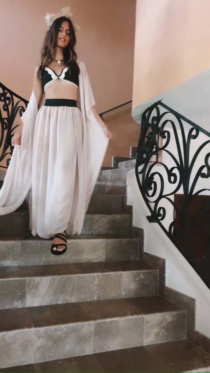 Aurora Elastic Band Skirt with Slits