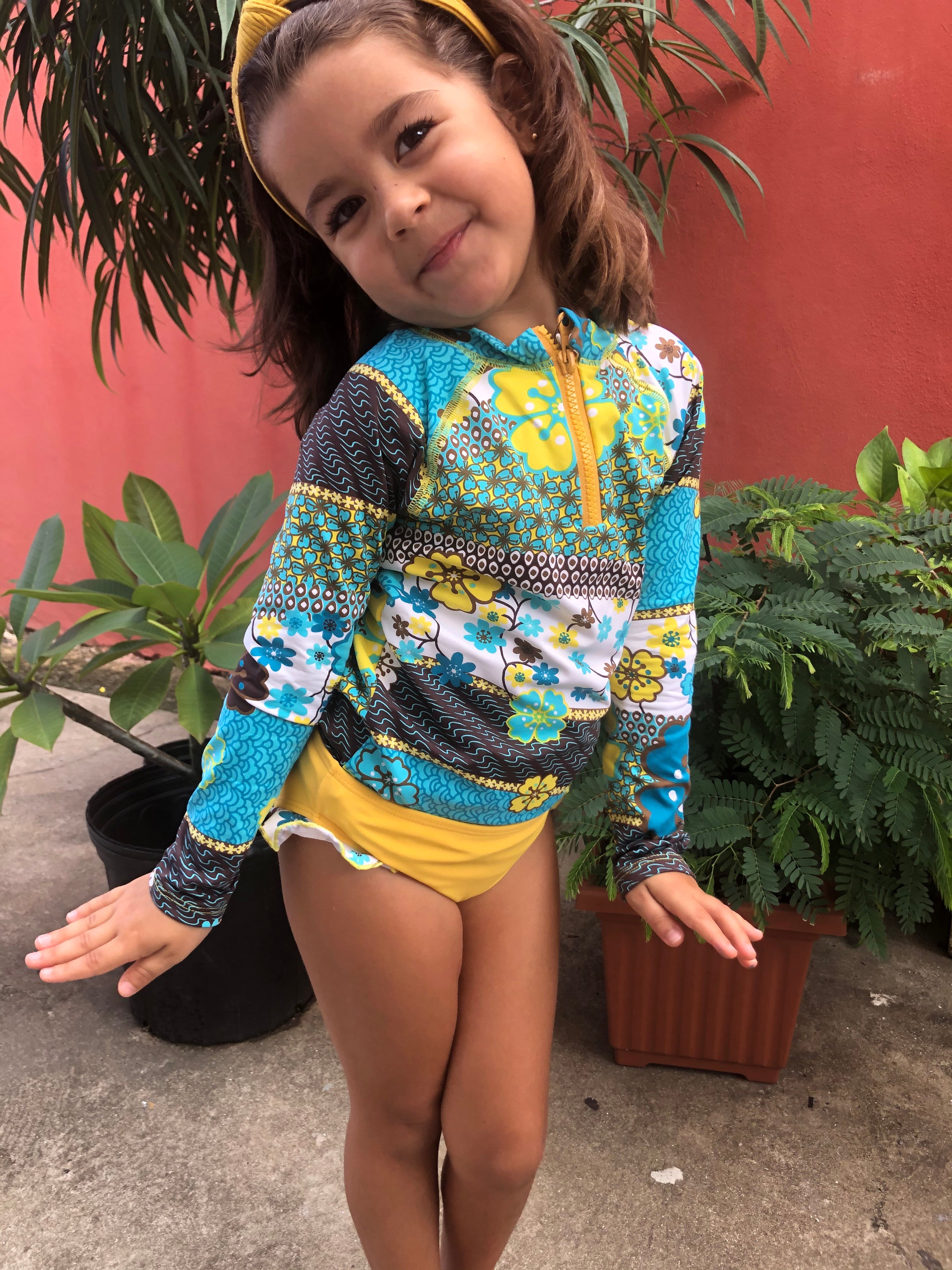 MC Girl Star Rashguard Long Sleeve Bikini Set